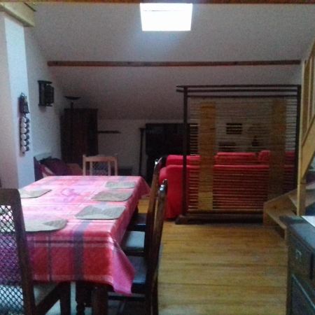Appartement En Loft 50M2 Dans Maison Avec Chambre En Mezzanine Et Canapes Lits Dans Salon Saint-Pierre-de-Chartreuse Zewnętrze zdjęcie