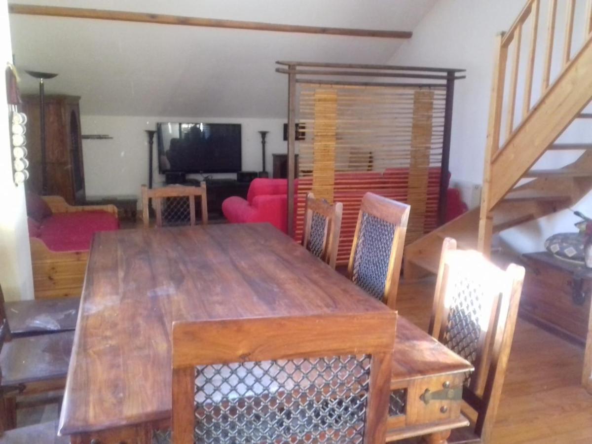 Appartement En Loft 50M2 Dans Maison Avec Chambre En Mezzanine Et Canapes Lits Dans Salon Saint-Pierre-de-Chartreuse Zewnętrze zdjęcie